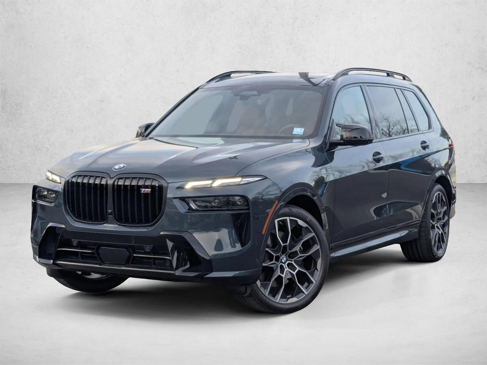 2026 BMW X7 M60i's photo