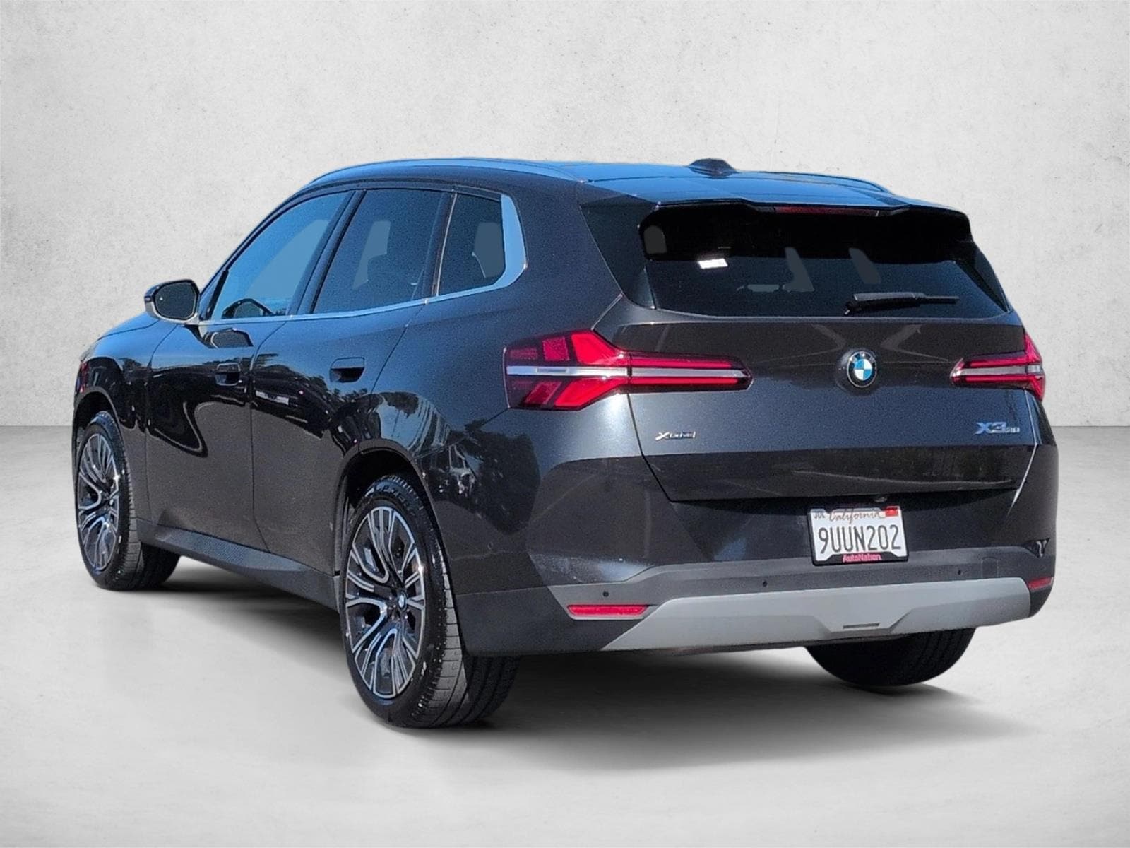 2025 BMW X3 30 xDrive photo 3