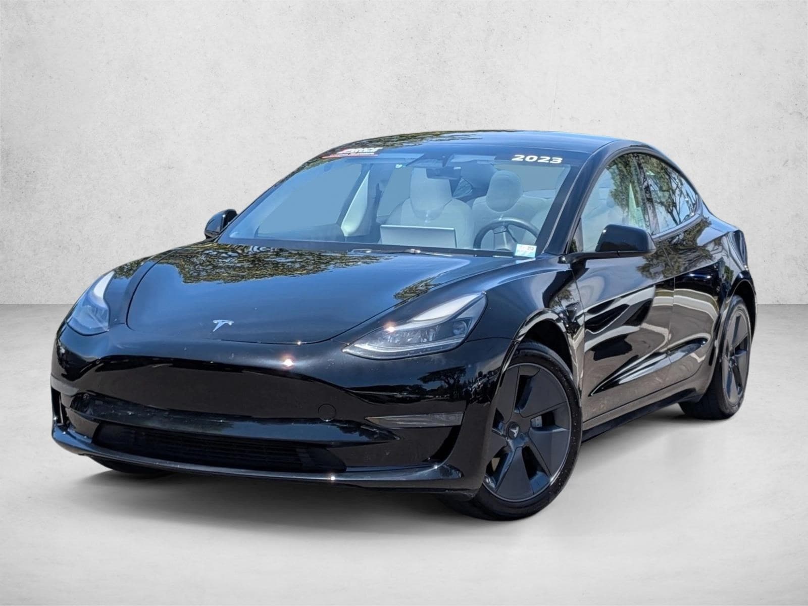 2023 Tesla Model 3 -'s photo