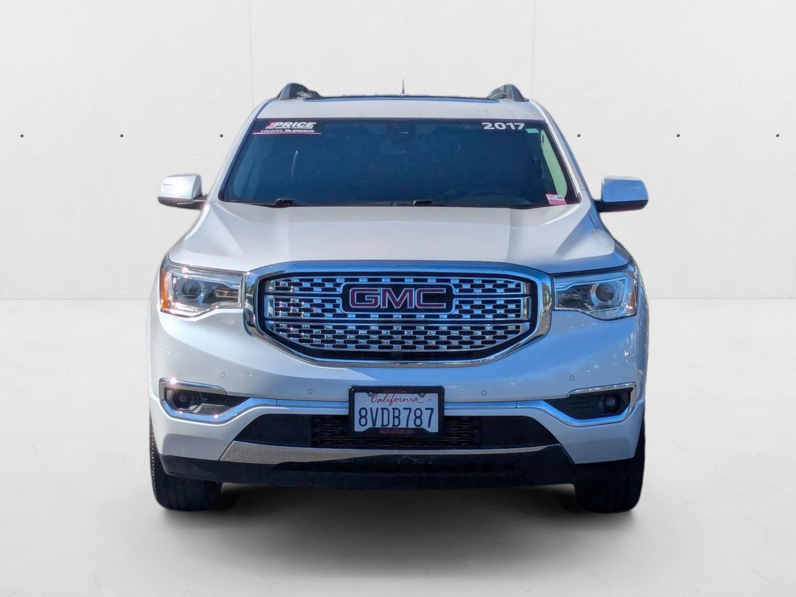 2017 Gmc Acadia Denali photo 2