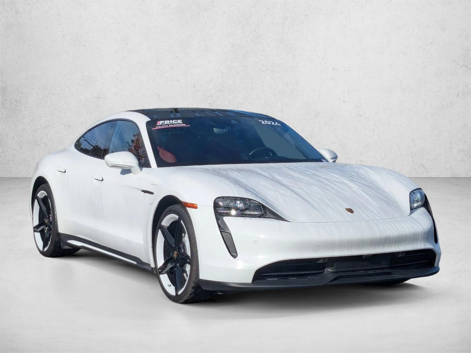 2024 Porsche Taycan 4S photo 3