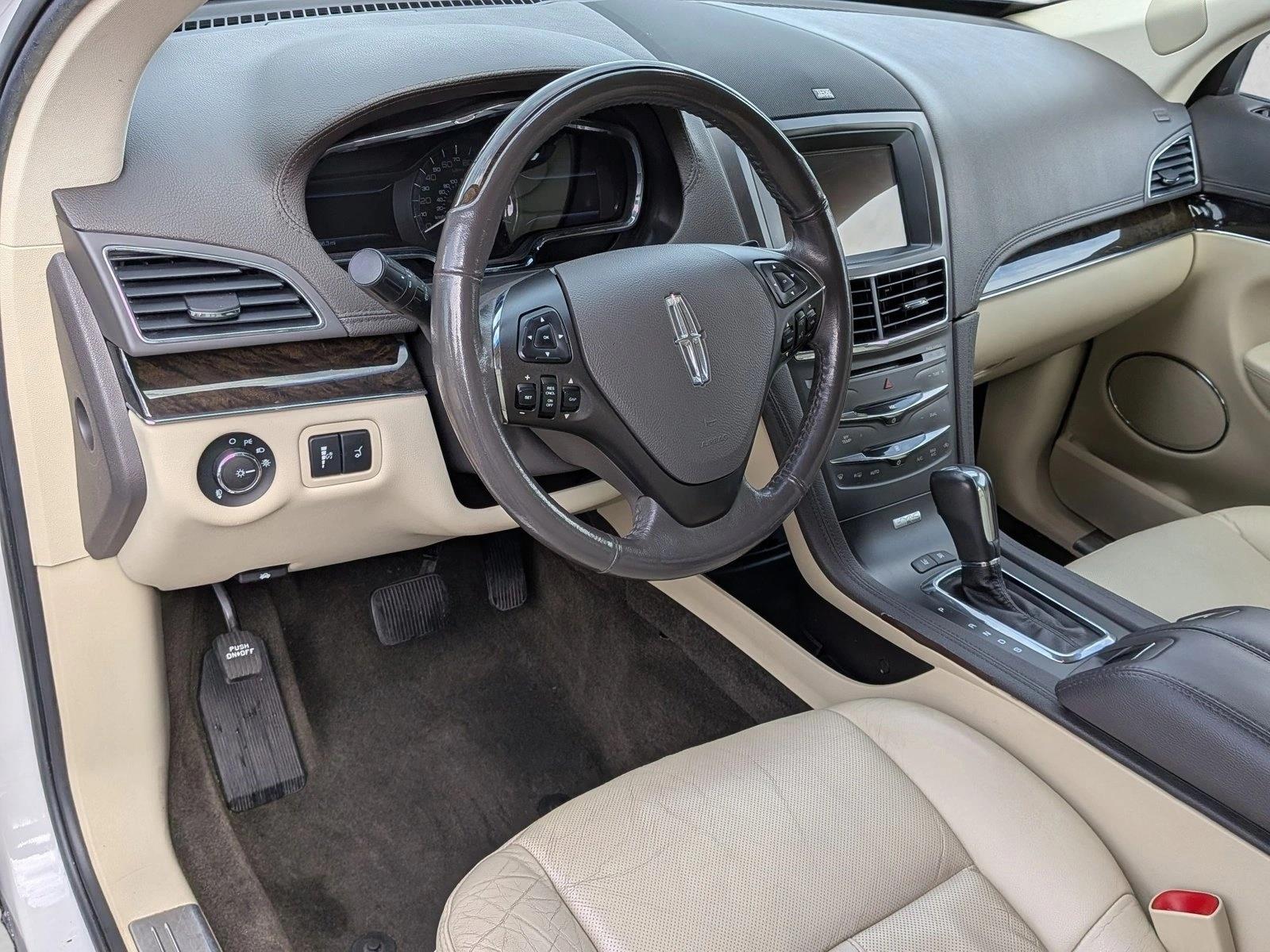 2013 Lincoln MKT EcoBoost - Photo 10