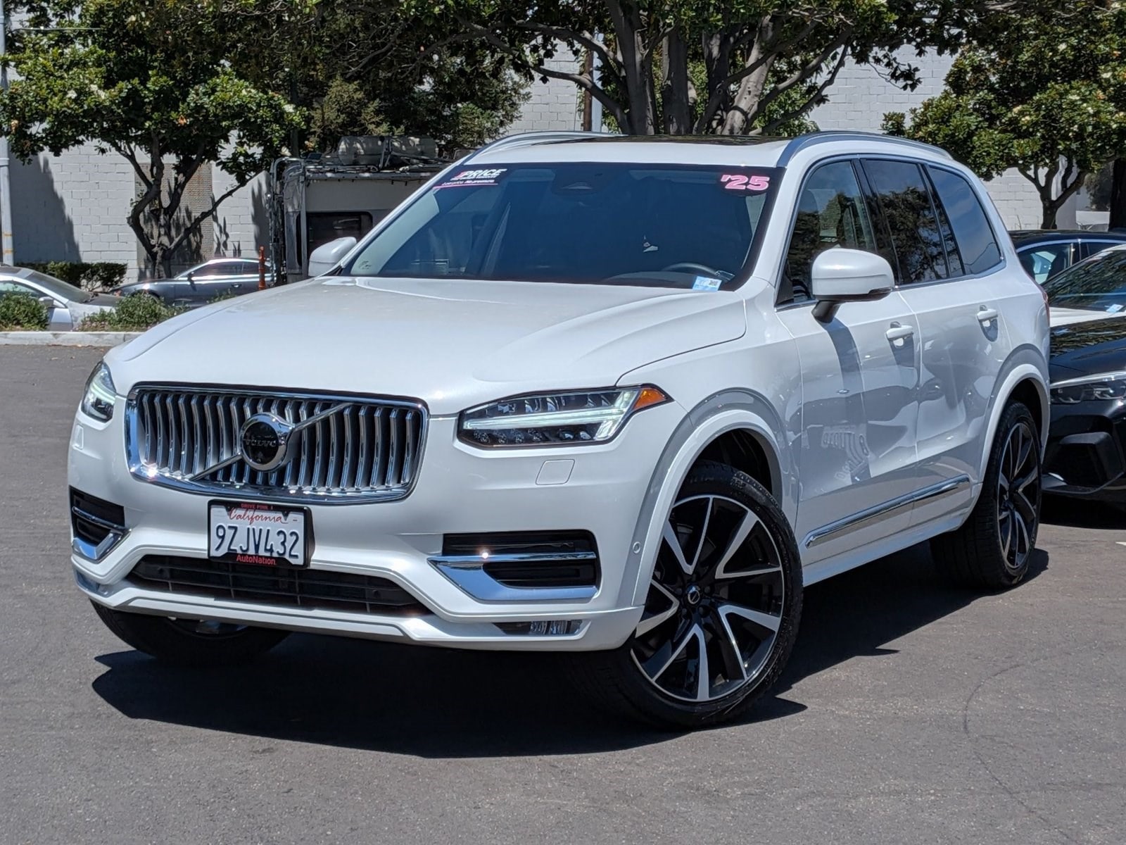 2025 Volvo XC90 B6 Plus Bright 7-Seater 4WD's photo