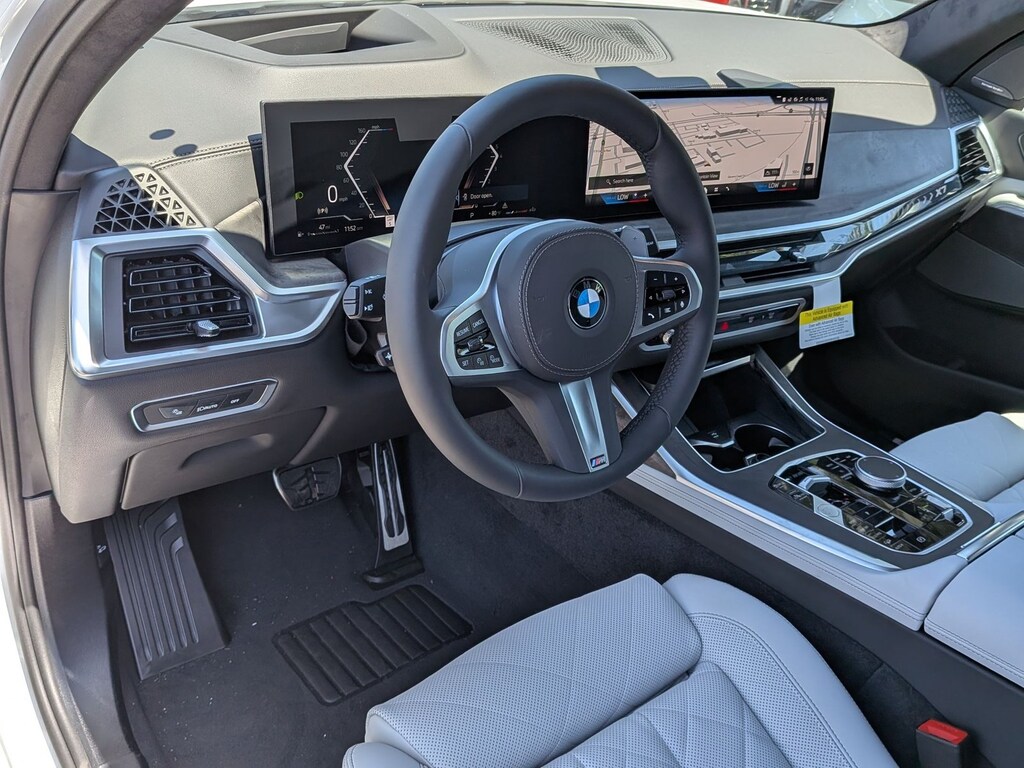 New 2027 BMW X7 xDrive40i SUV