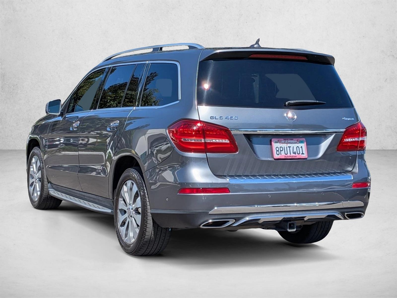 2017 Mercedes-Benz GLS 450 4MATIC photo 3