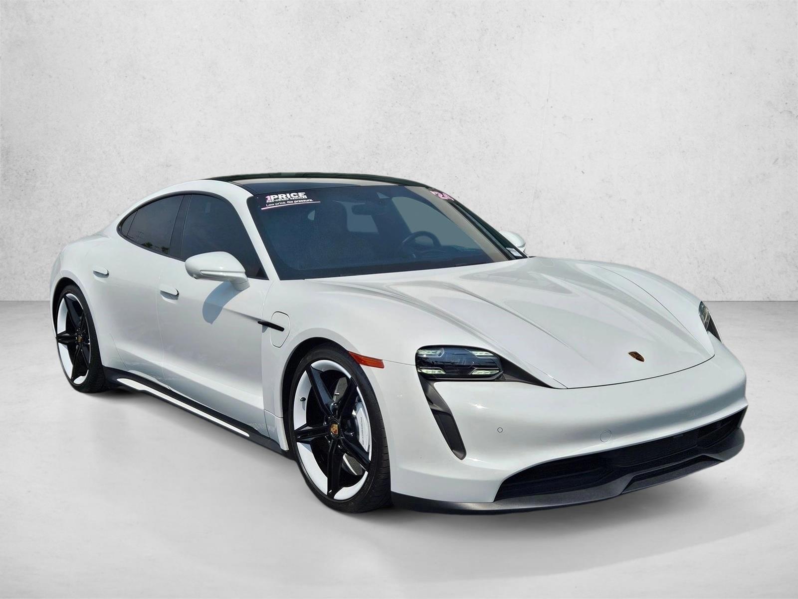 2024 Porsche Taycan 4S photo 3