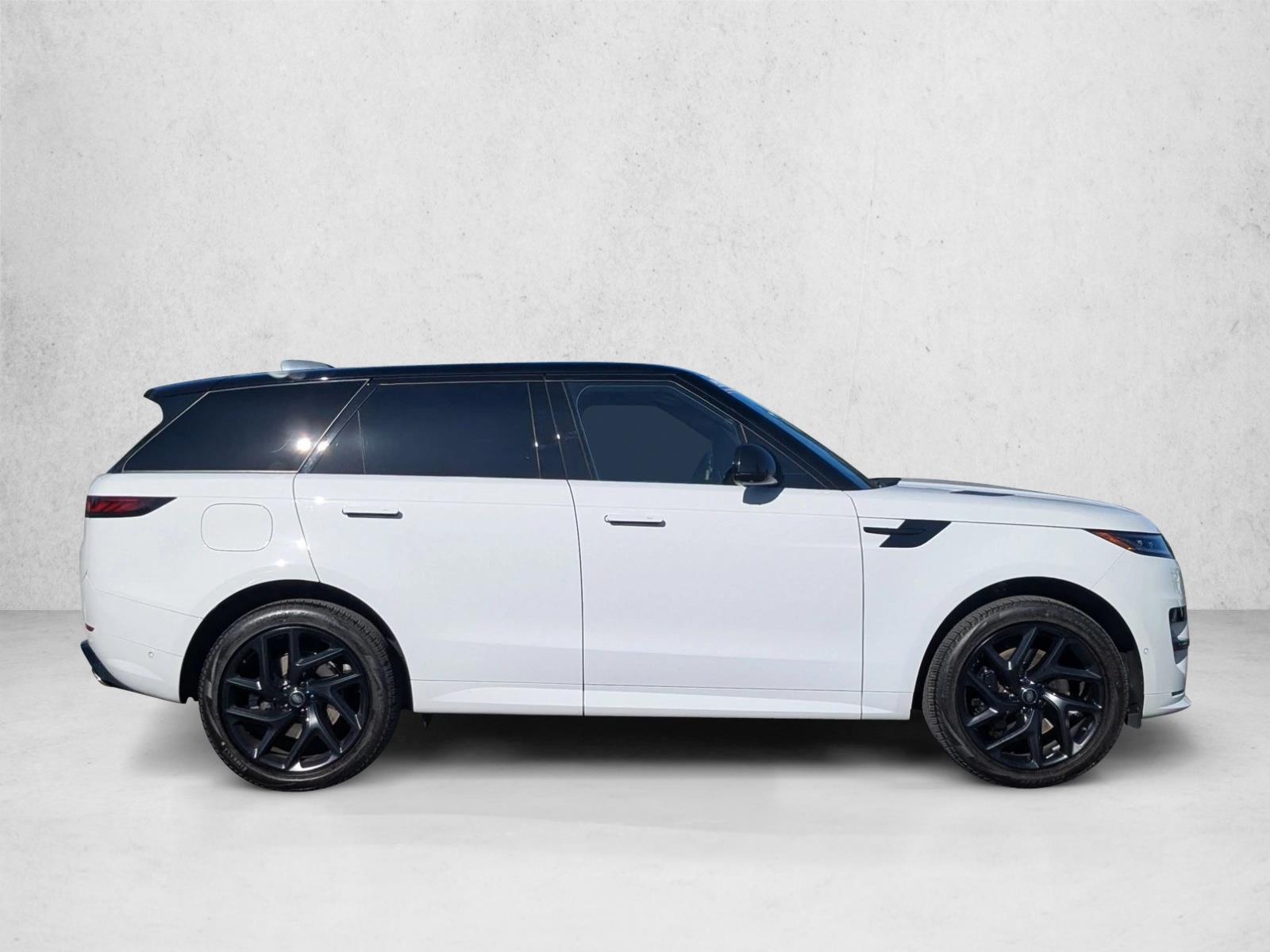 2024 Land Rover Range Rover Sport SE photo 4