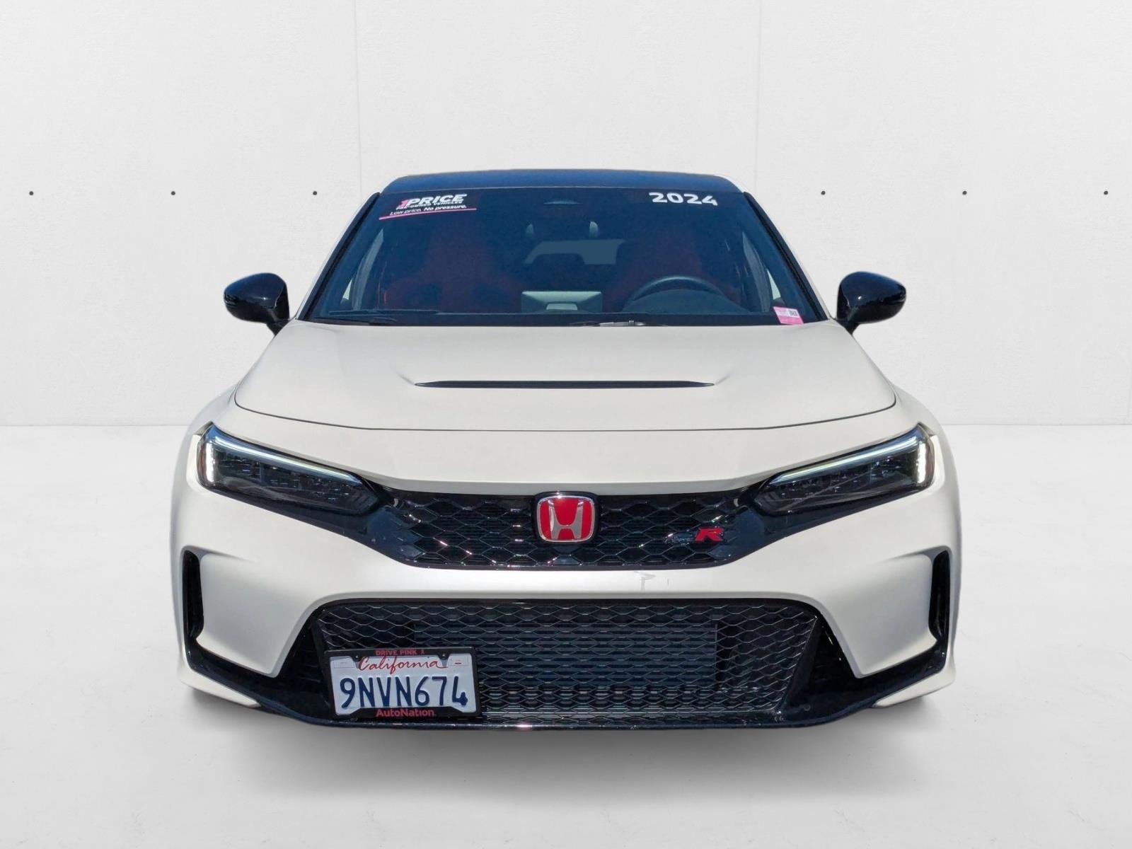 2024 Honda Civic Type R photo 2