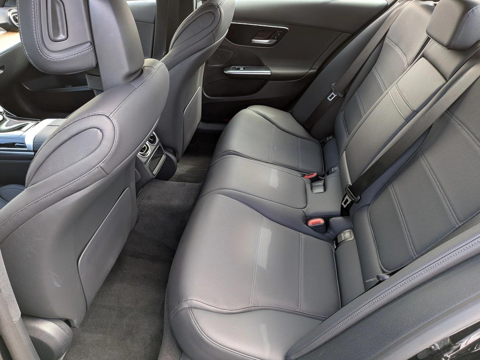 2024 Mercedes-Benz C-Class Sedan C 300 - Photo 19