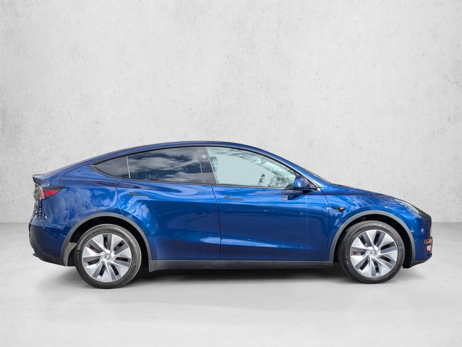 2023 Tesla Model Y Long Range photo 4
