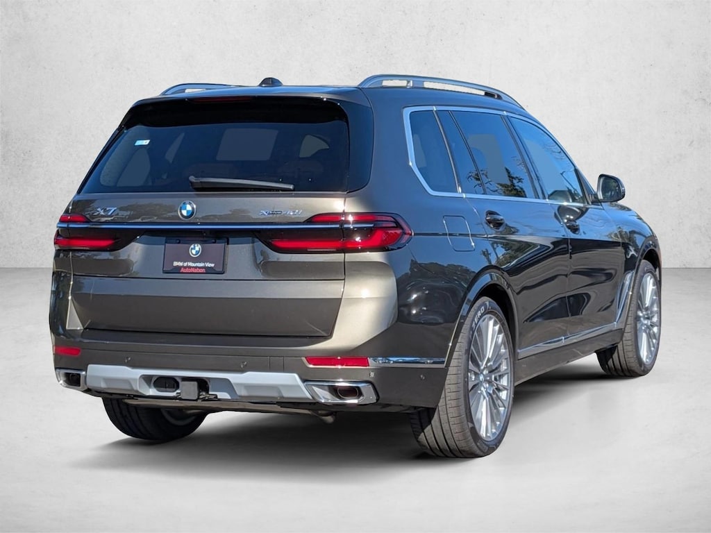 New 2027 BMW X7 xDrive40i SUV