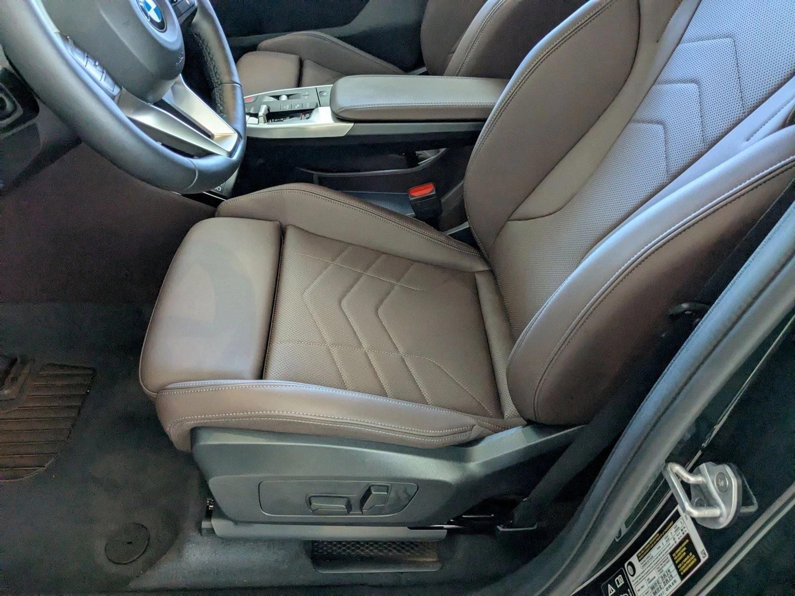 2025 BMW X1 xDrive28i photo 4