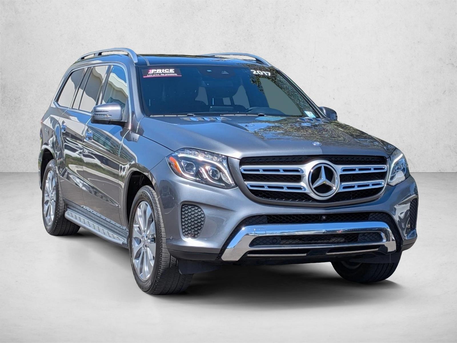 2017 Mercedes-Benz GLS 450 4MATIC photo 2