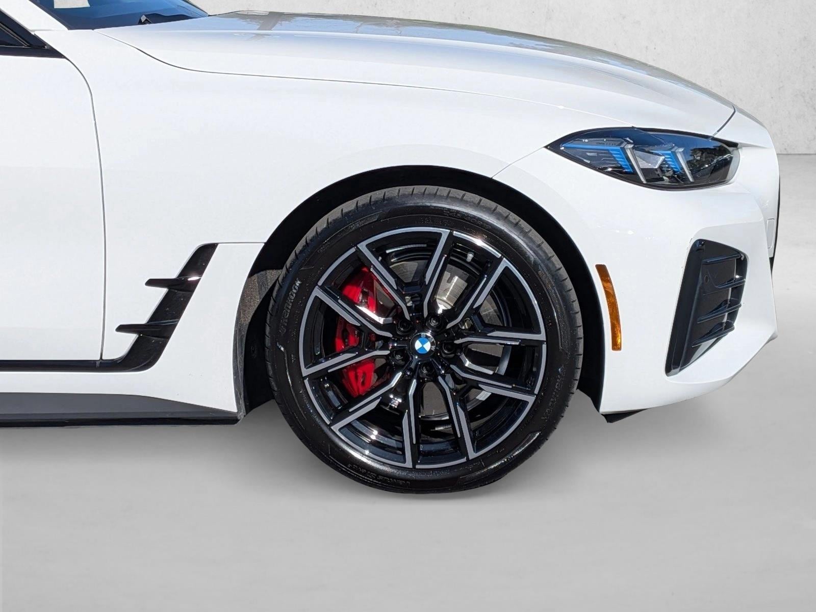 2025 BMW i4 40 - Photo 25