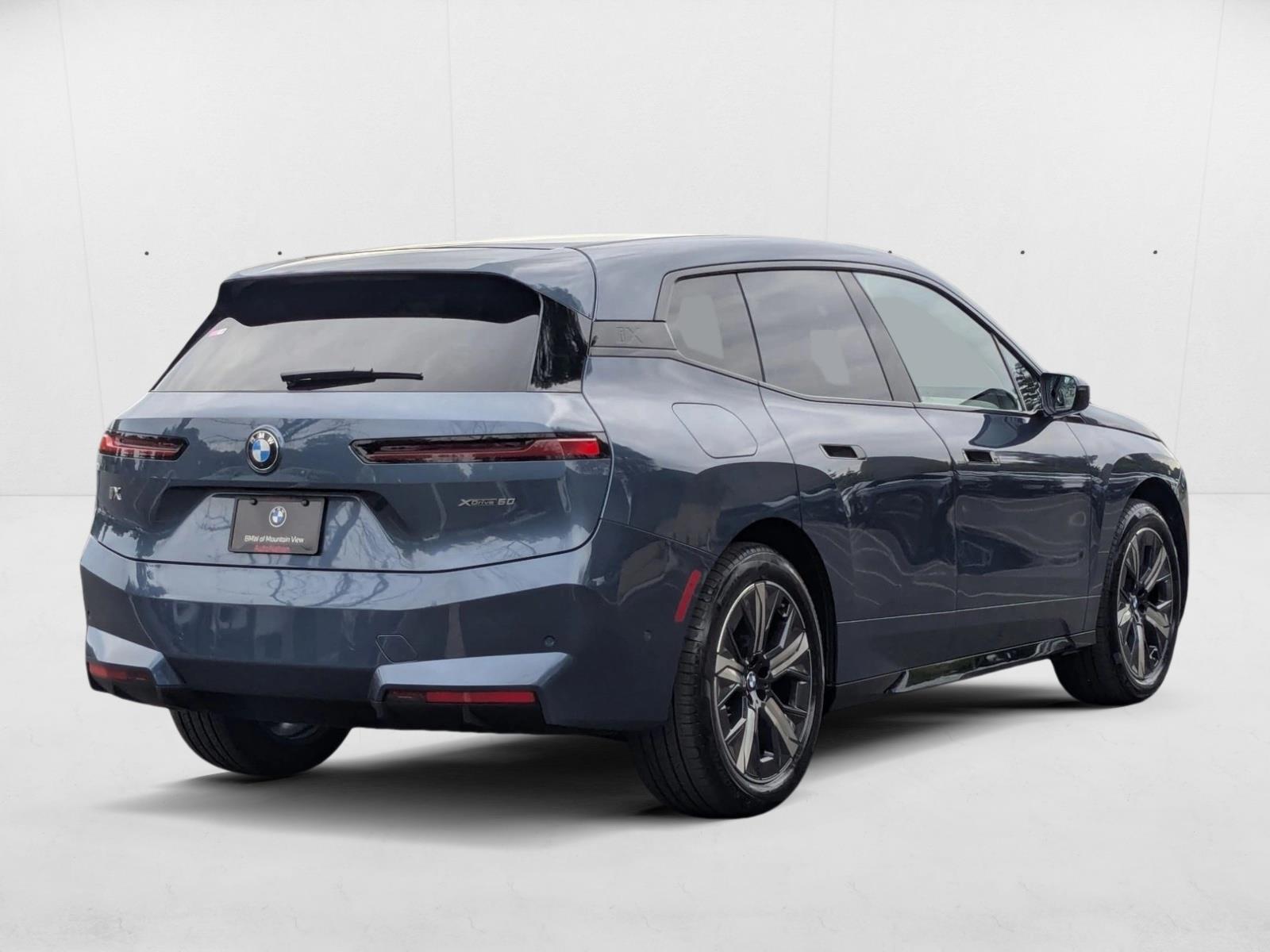 2026 Bmw iX photo 2