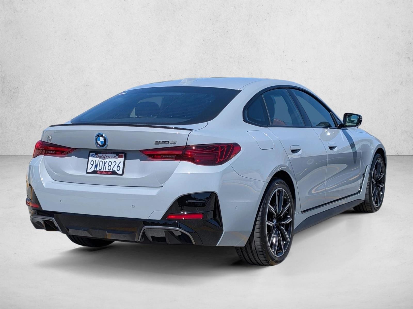 2025 BMW i4 eDrive40 photo 4