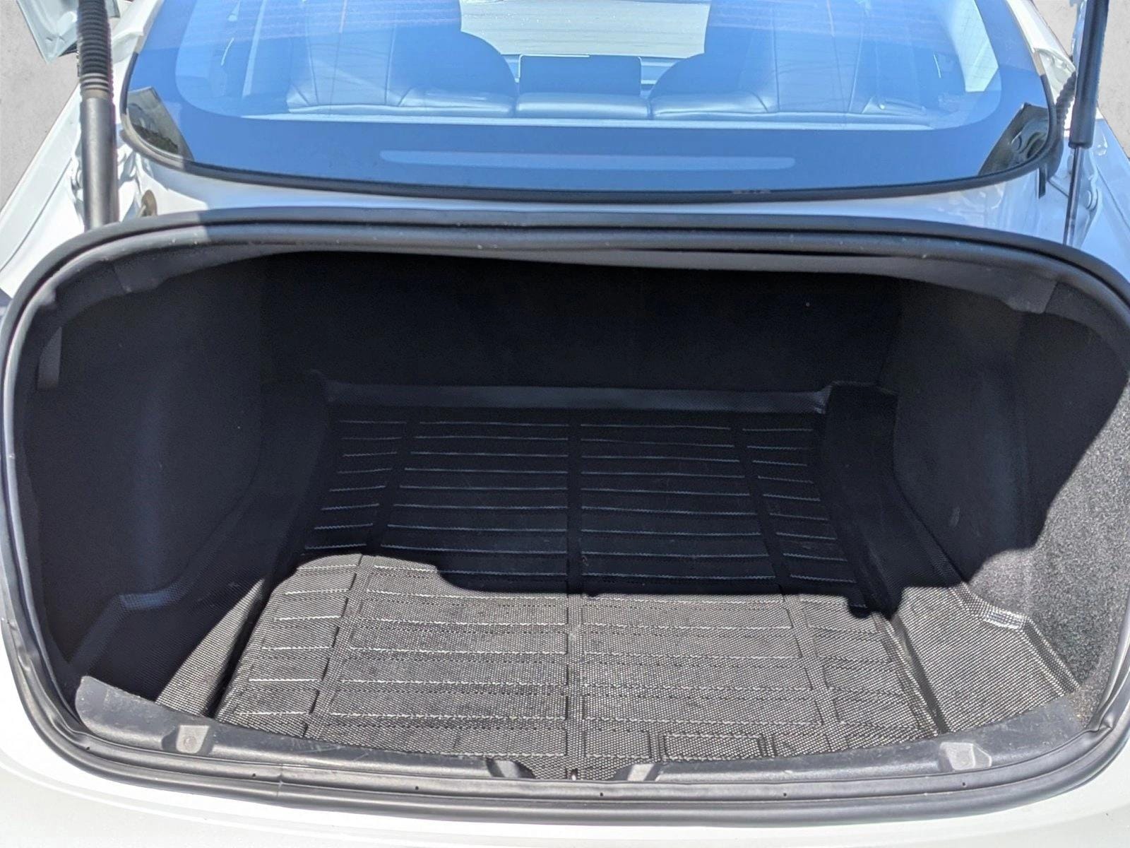 2023 Tesla Model 3 Base photo 5