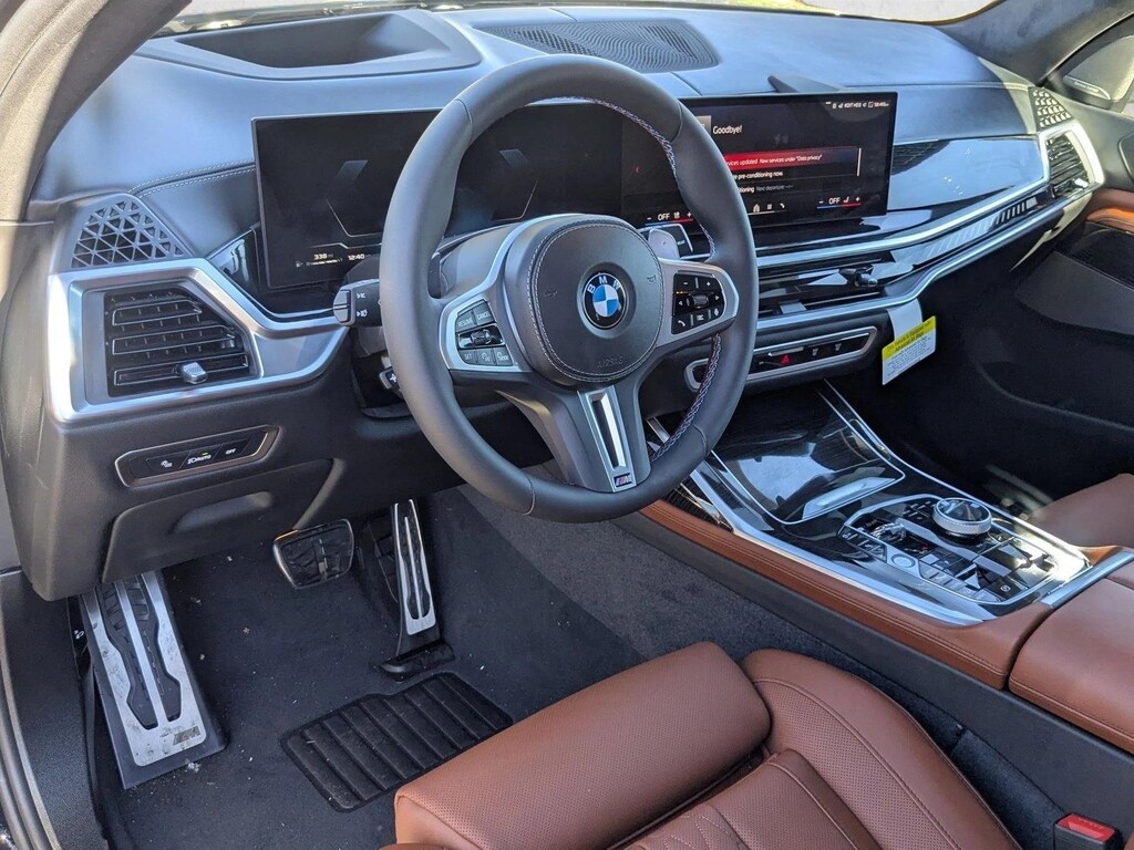 New 2026 BMW X7 M60i SUV