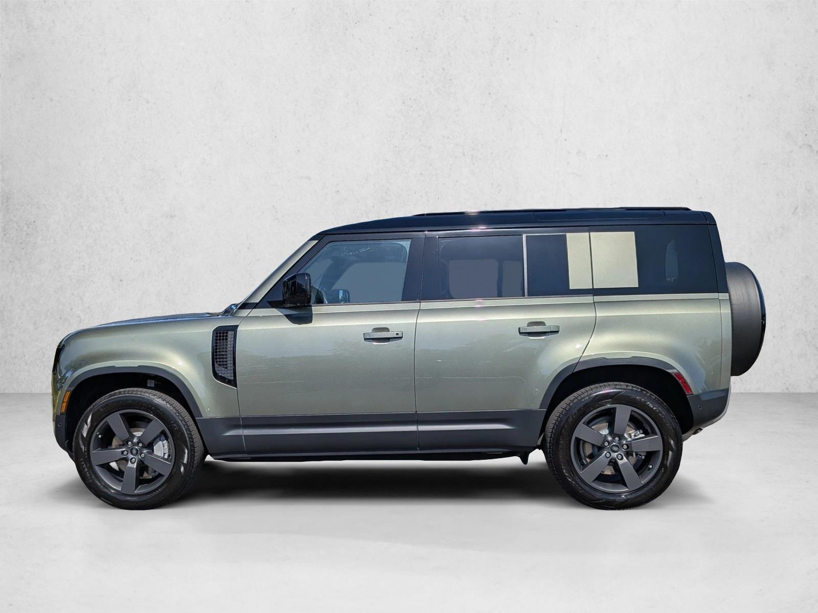 2025 Land Rover Defender S - Photo 9