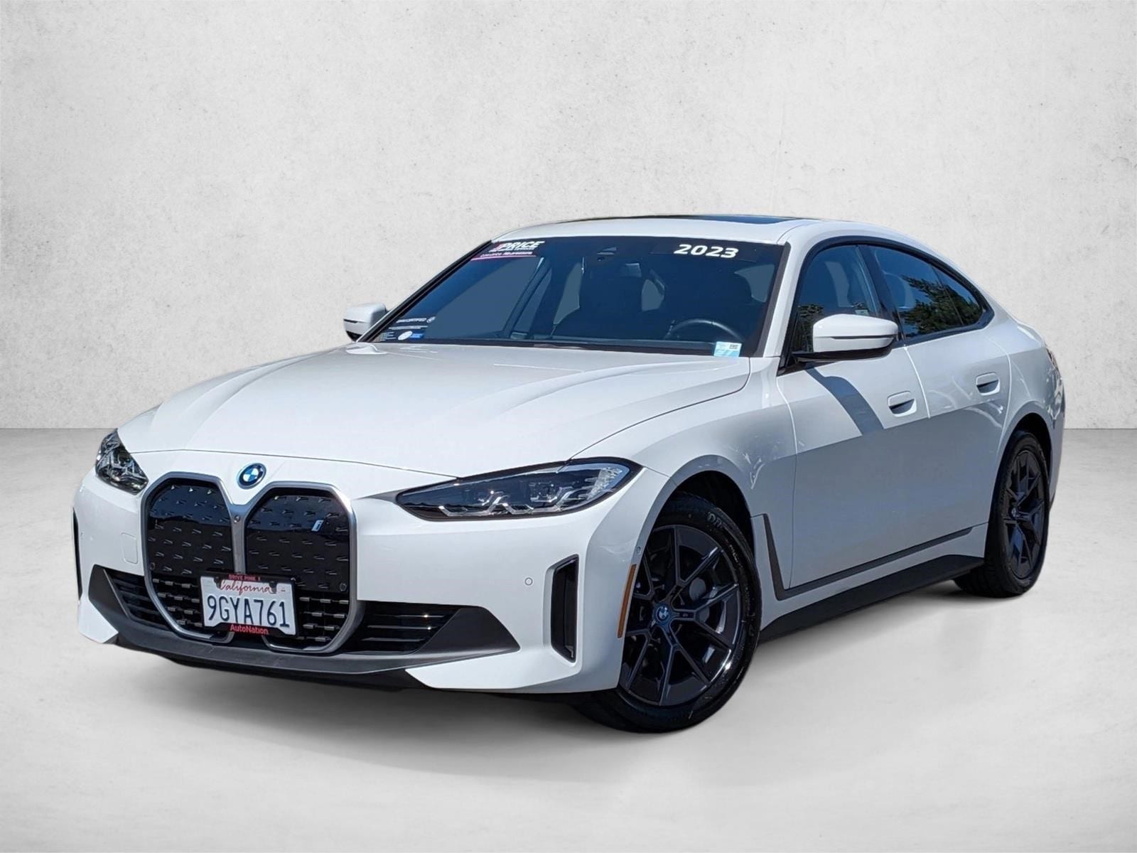 2023 BMW i4 eDrive35's photo