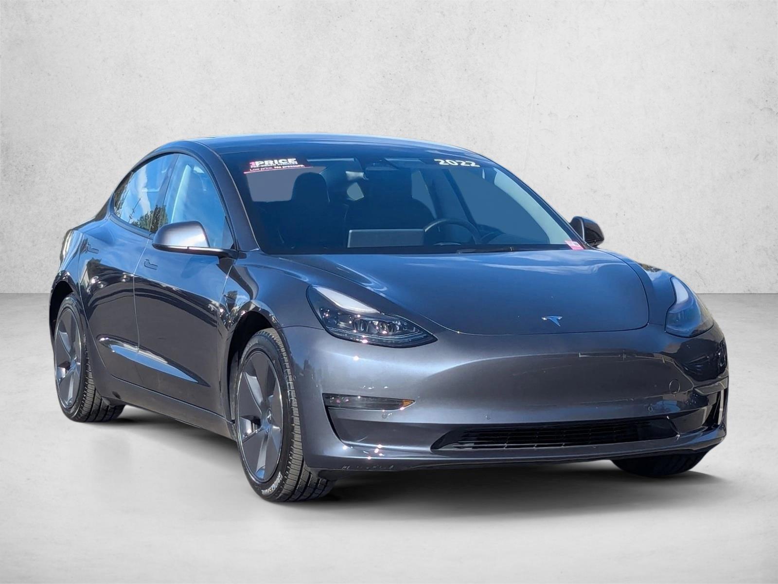 2022 Tesla Model 3 Long Range photo 3