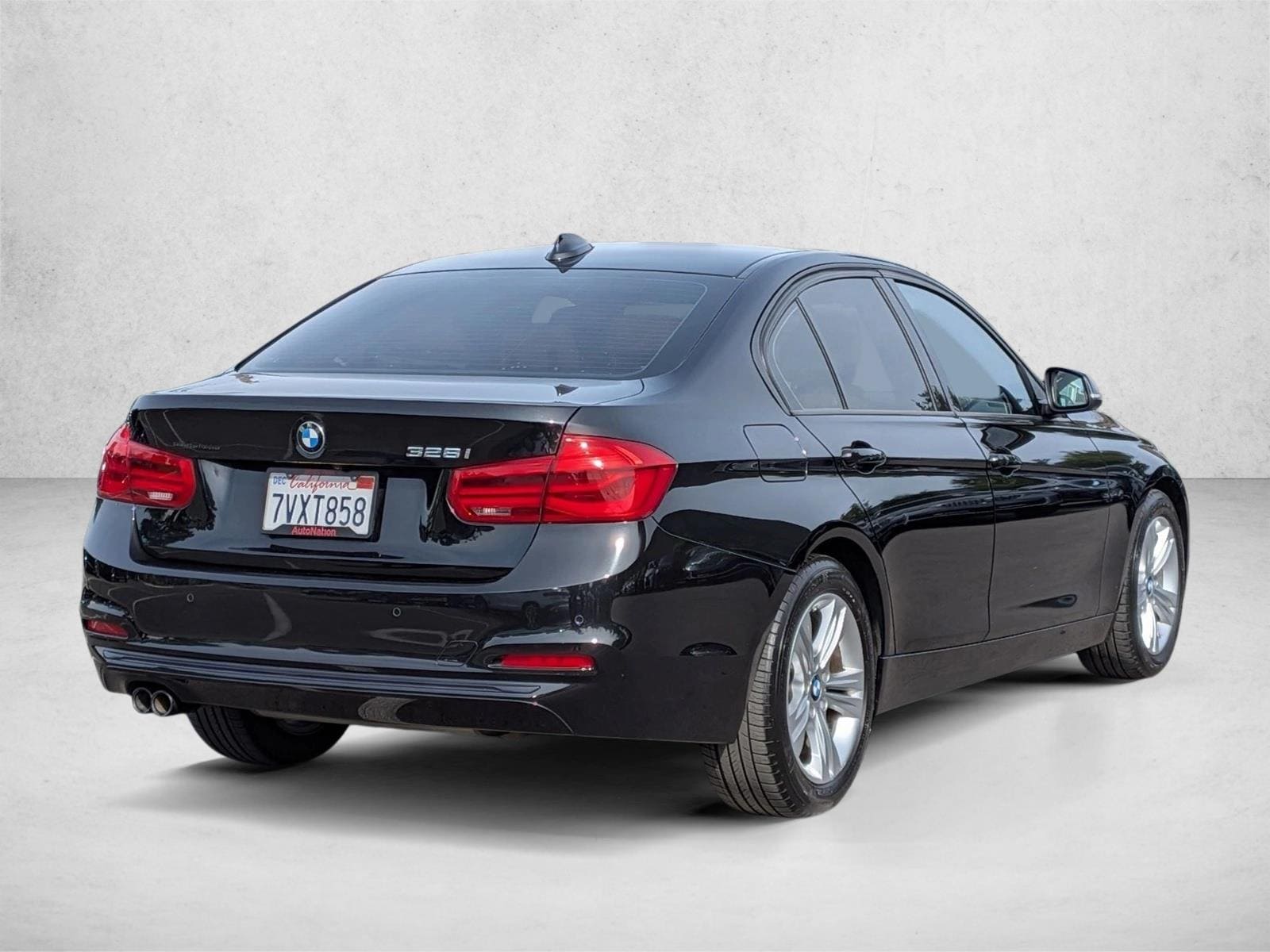 2016 BMW 328i w/SULEV photo 4