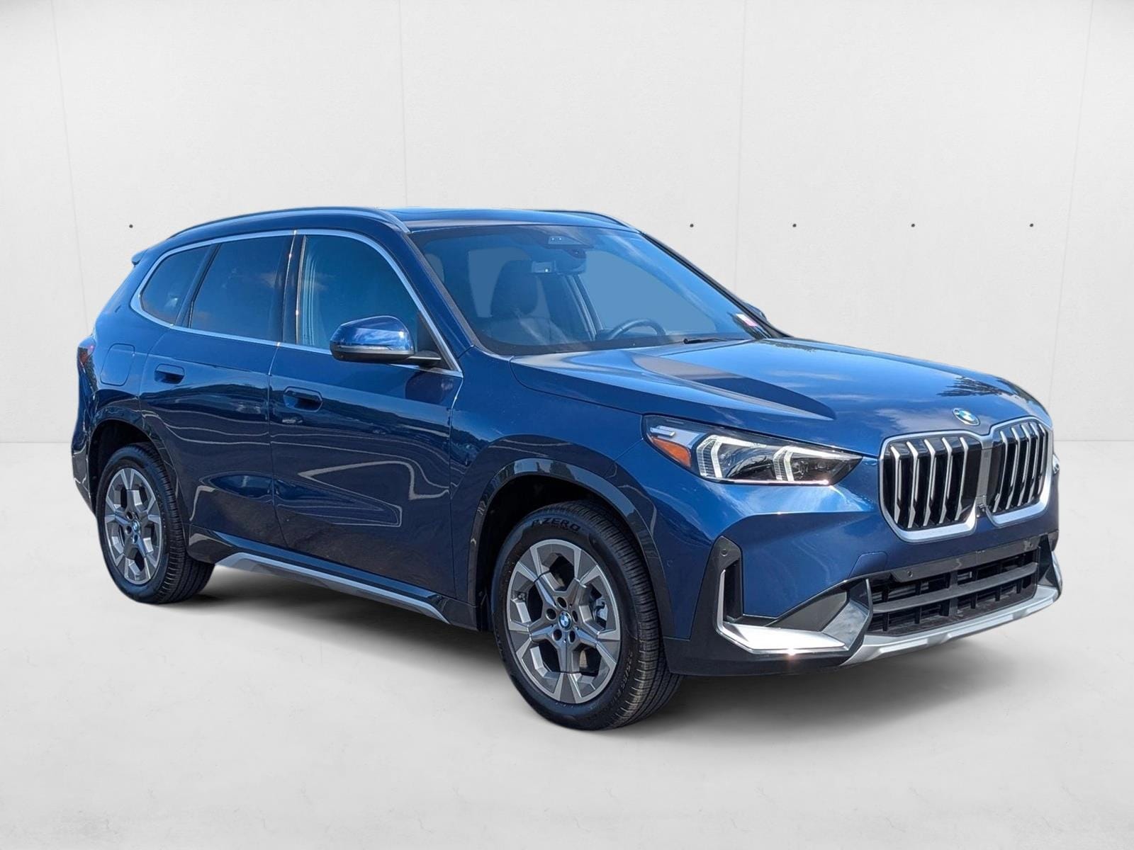 2025 BMW X1 xDrive28i photo 6