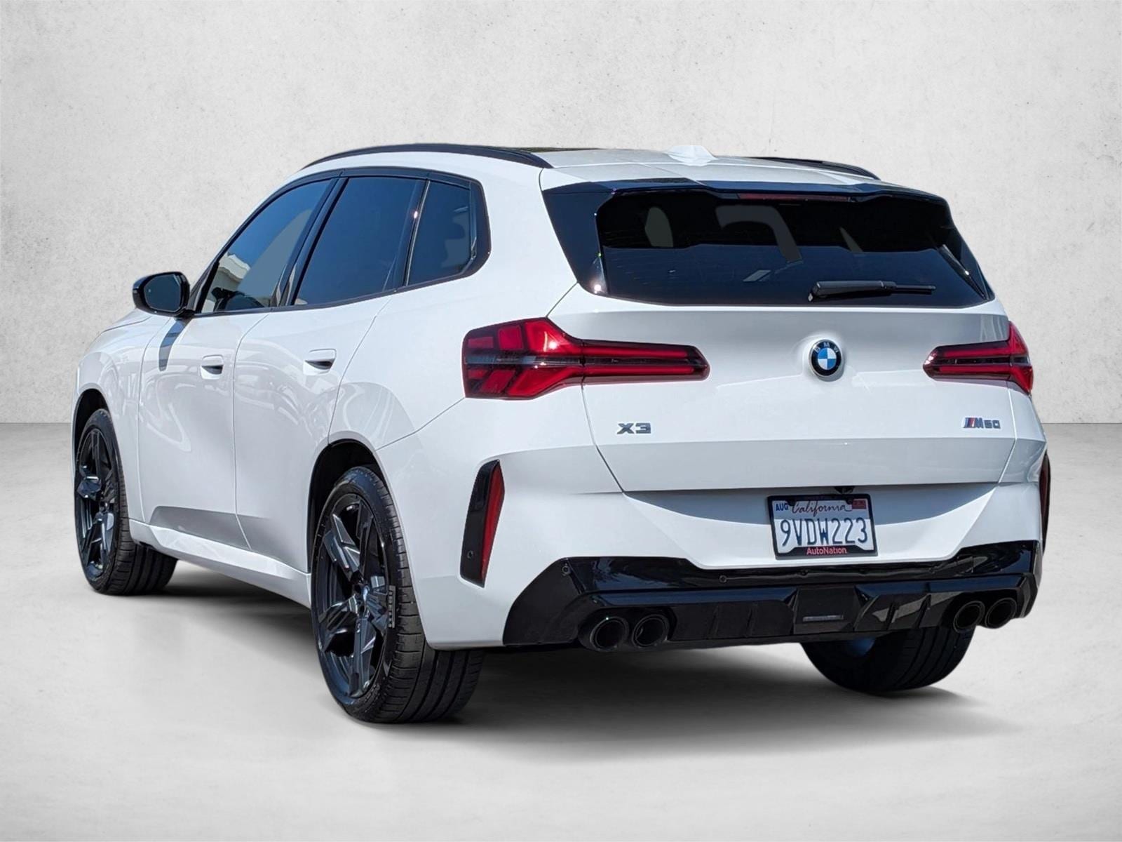 2025 BMW X3 M50 xDrive photo 3