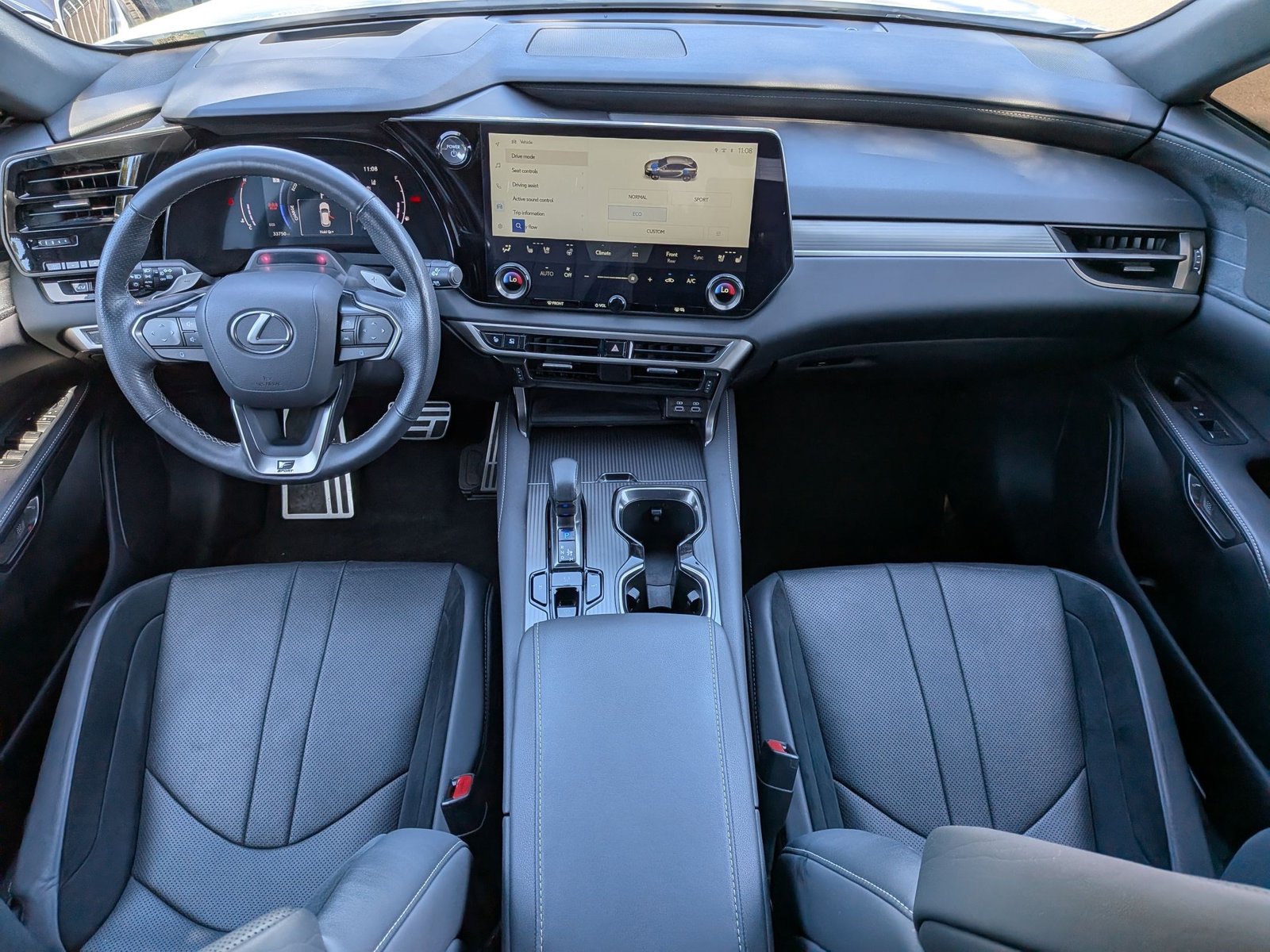 2024 Lexus RX Hybrid 500h - Photo 19