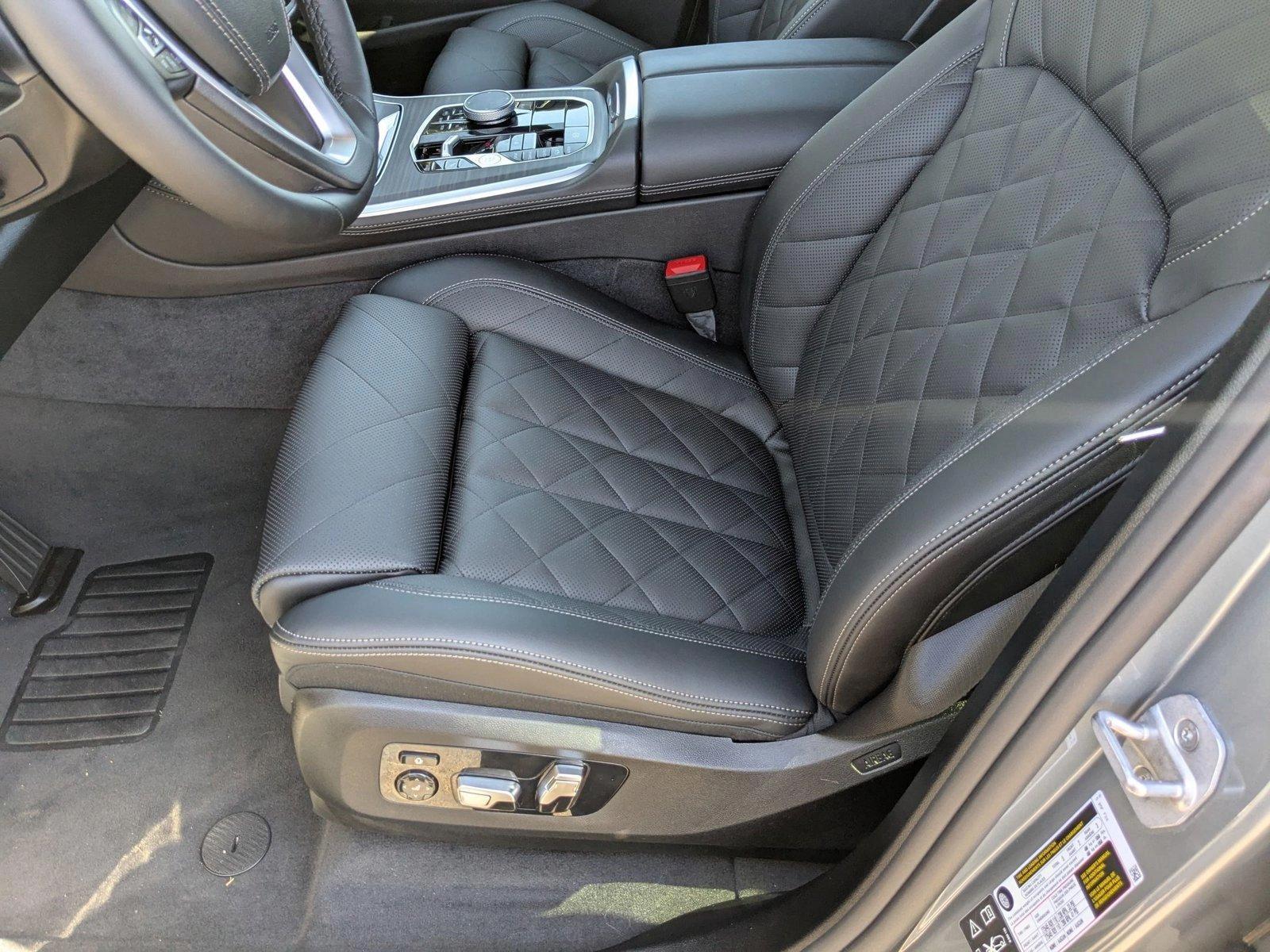 2026 BMW X5 xDrive40i photo 4