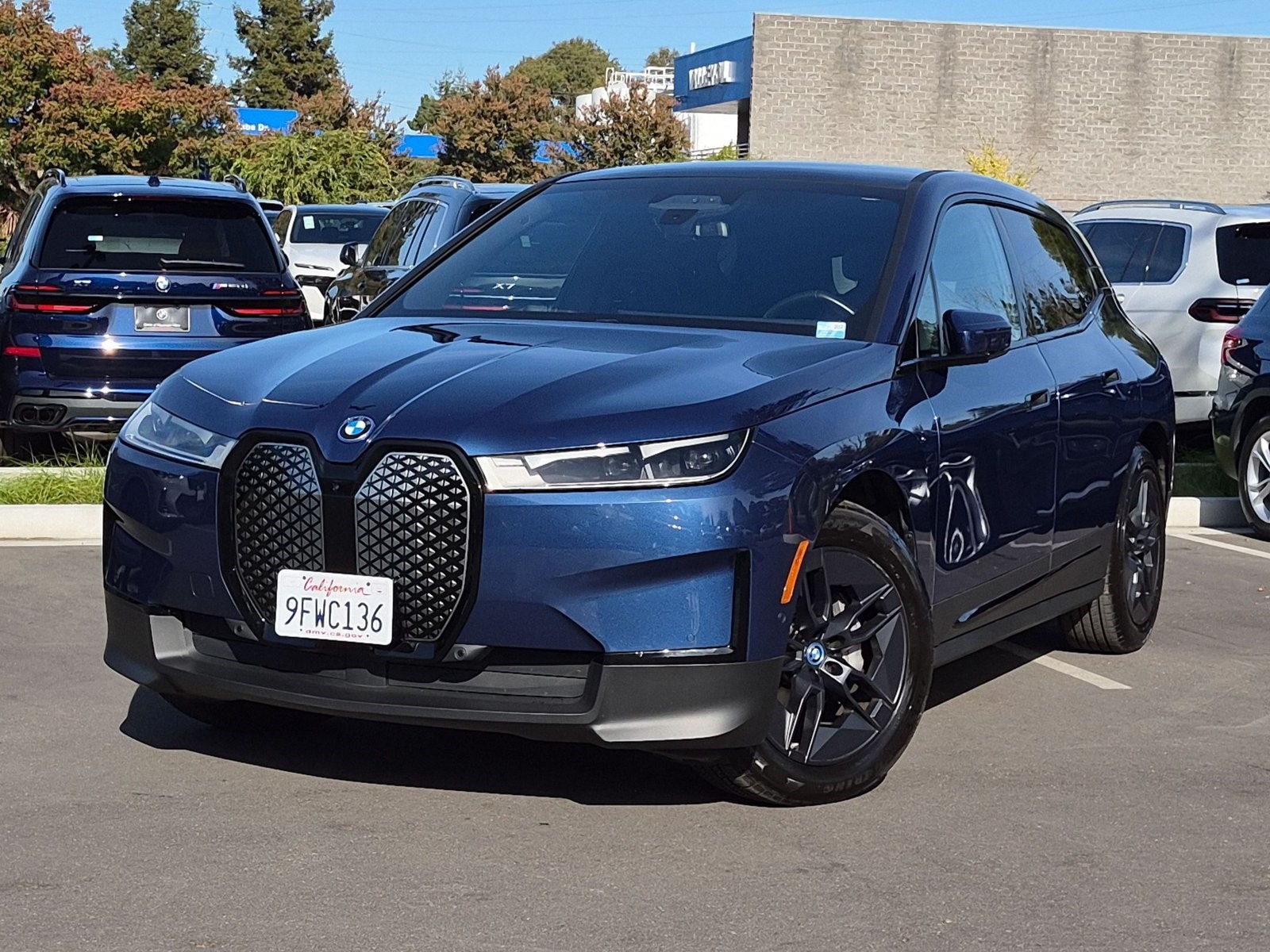  BMW iX