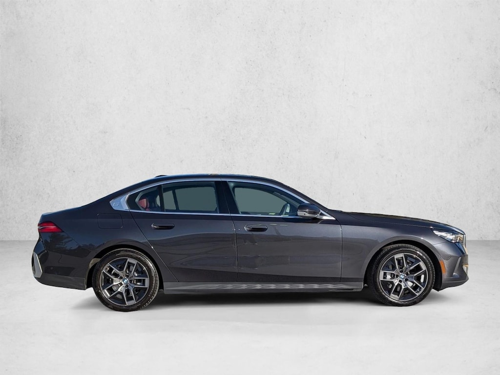 Used 2026 BMW 530i Sedan