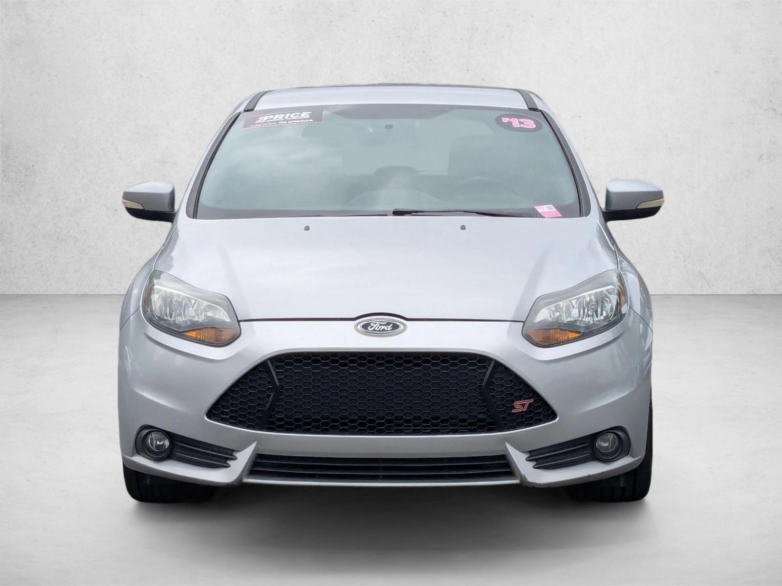 2013 Ford Focus ST photo 2