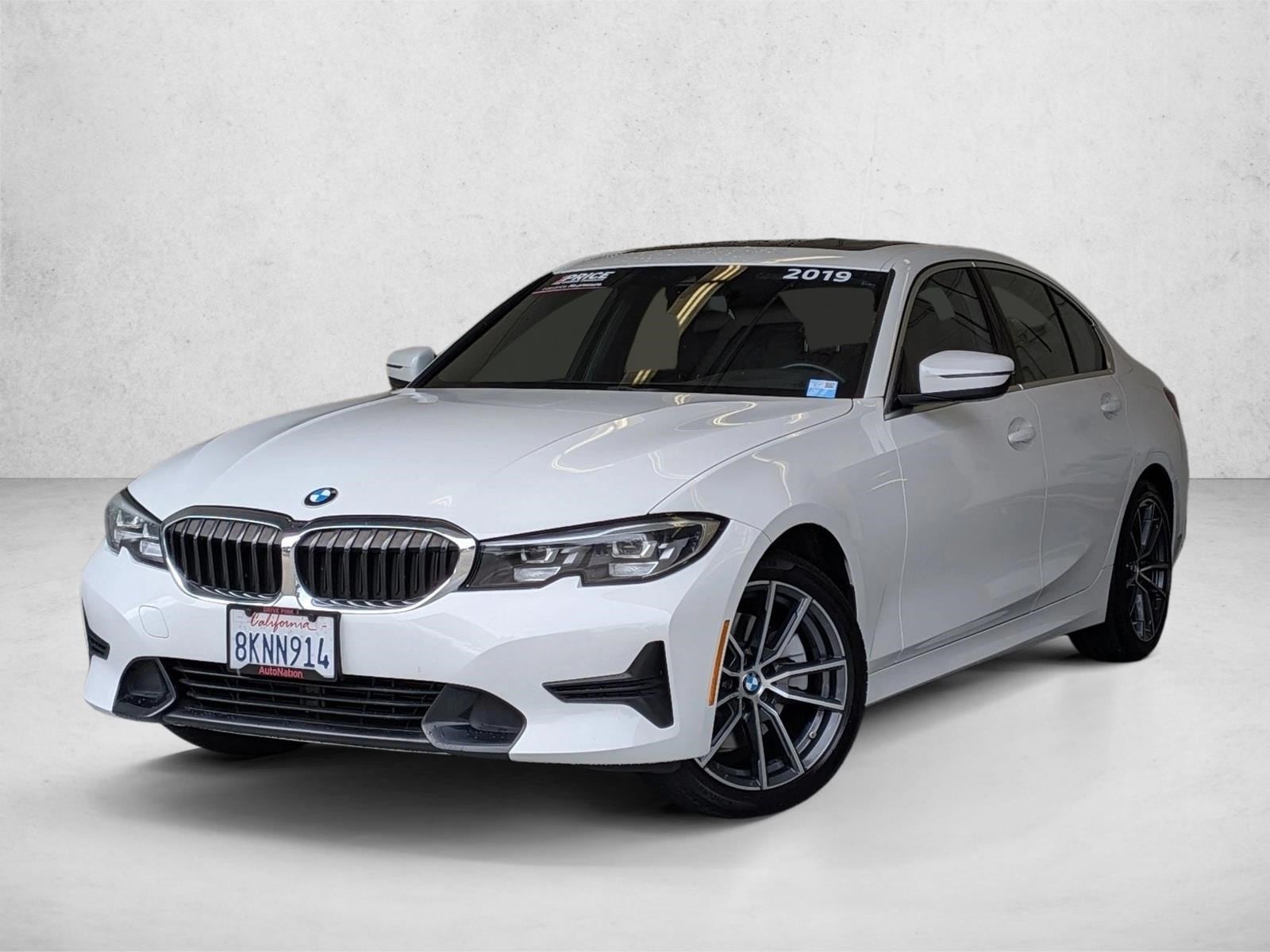 2019 BMW 3 Series 330i Sedan's photo