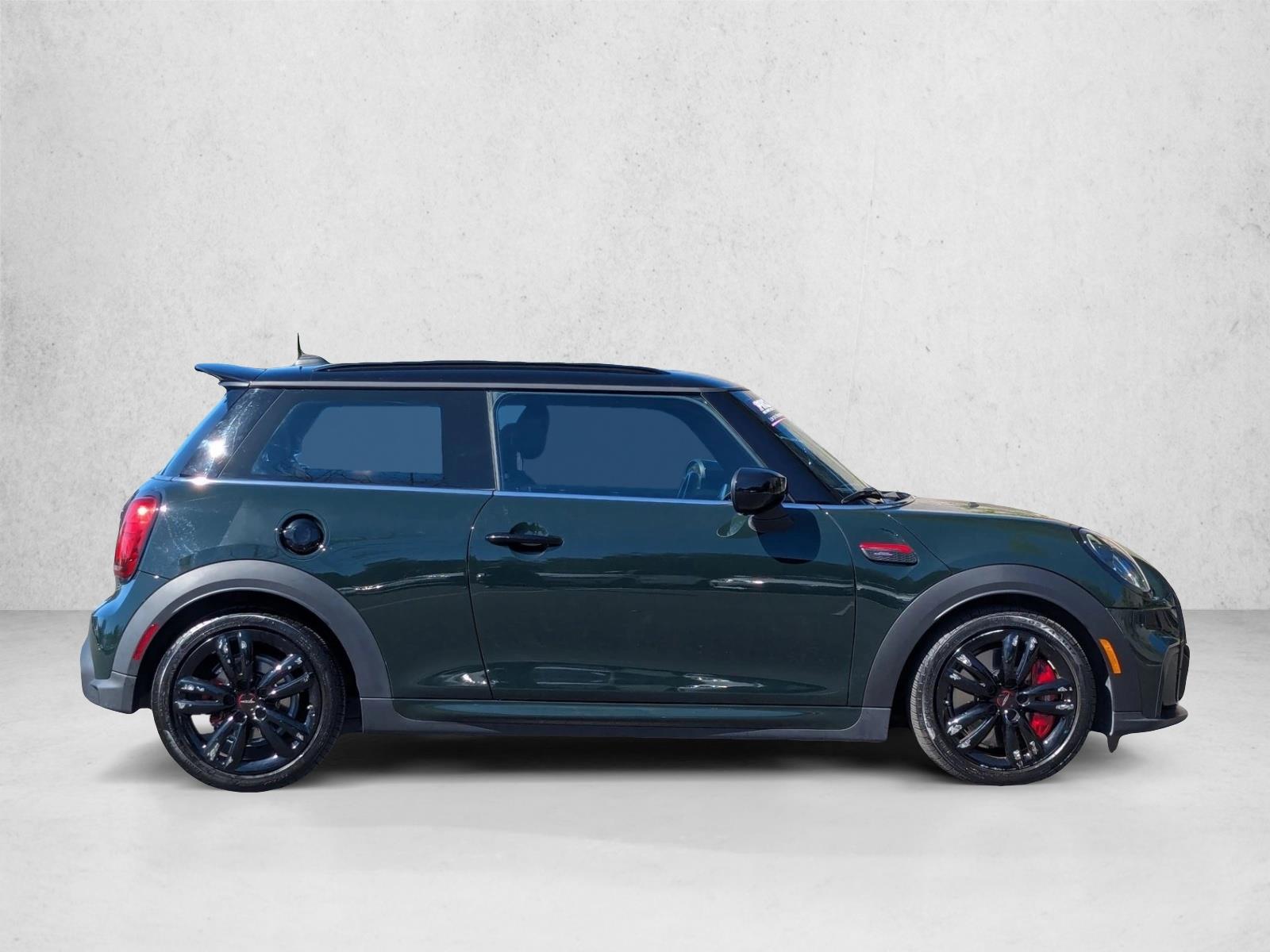 2022 Mini Cooper 2 Door Hardtop photo 4