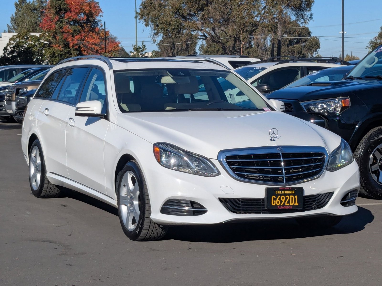 2014 Mercedes Benz E 350 4MATIC Wagon photo 3