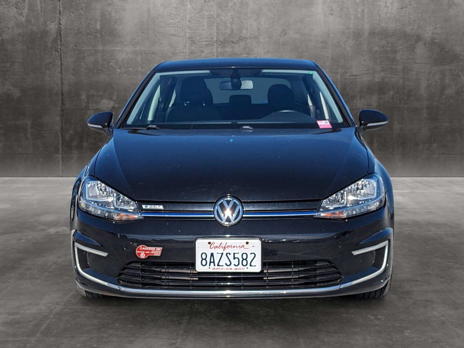 Used 2017 Volkswagen e-Golf e-Golf SE with VIN WVWKR7AU1HW953804 for sale in Mountain View, CA