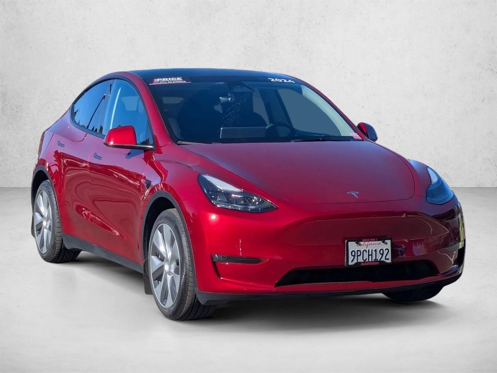 2024 Tesla Model Y Long Range photo 3
