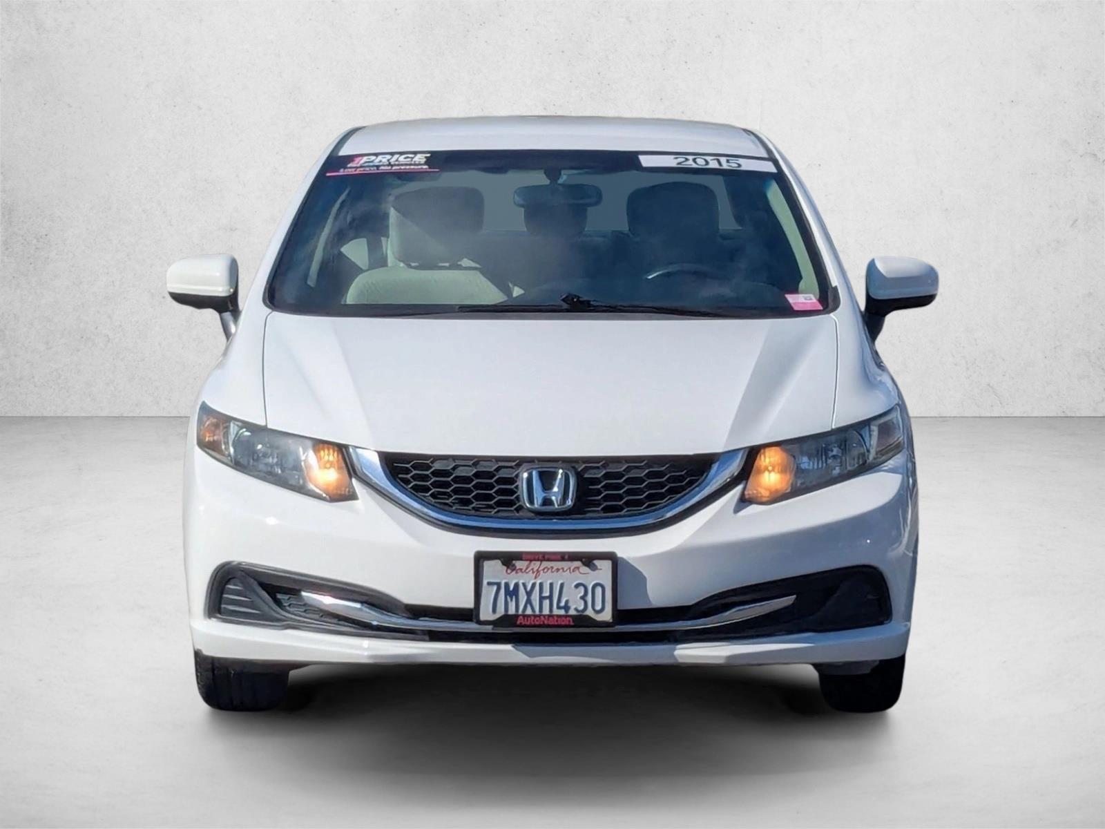 2015 Honda Civic SE photo 2