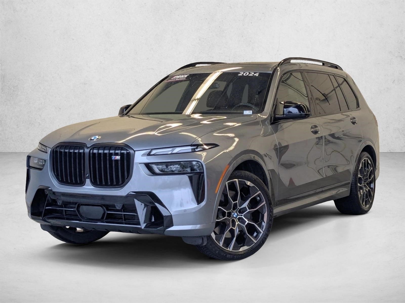 2024 BMW X7 M60i's photo