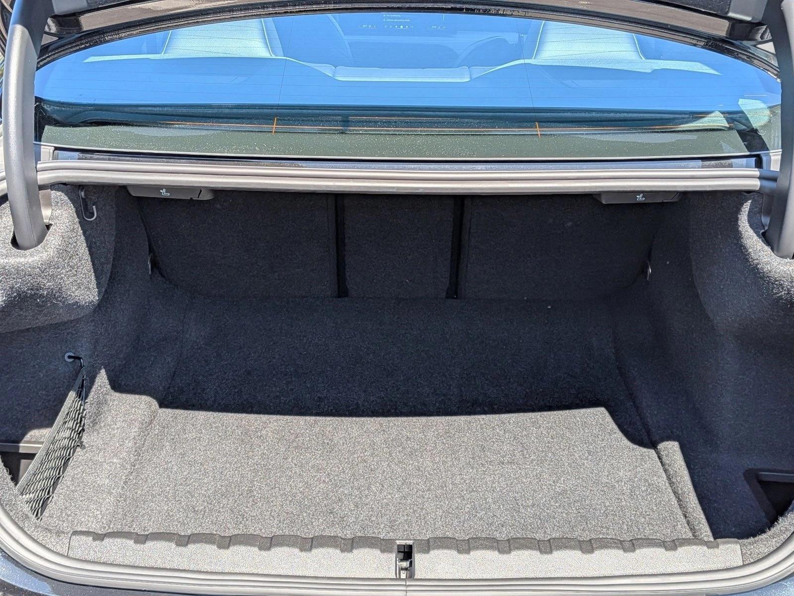 2025 BMW 430i photo 5