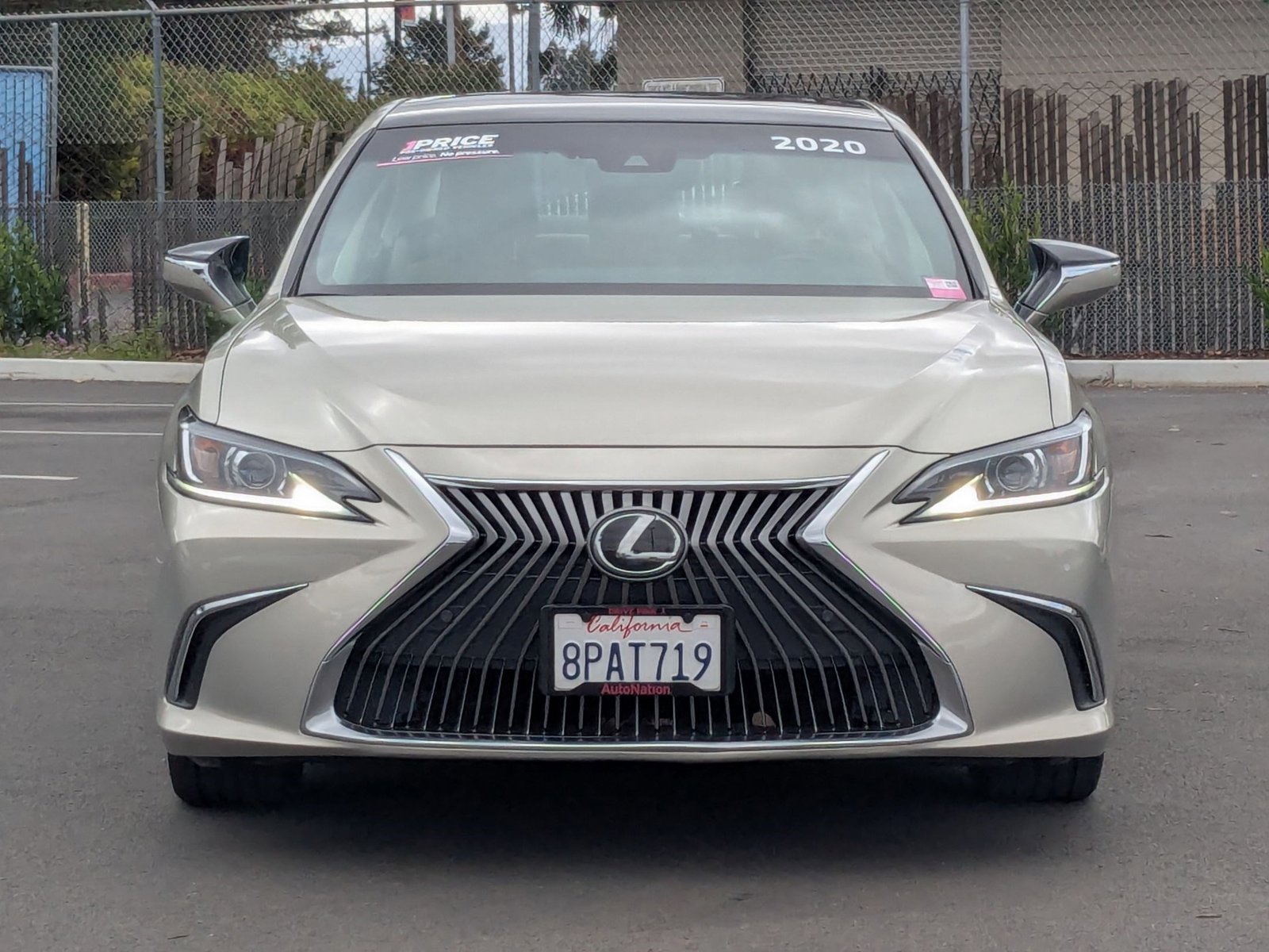 2020 Lexus ES 350 Premium photo 2