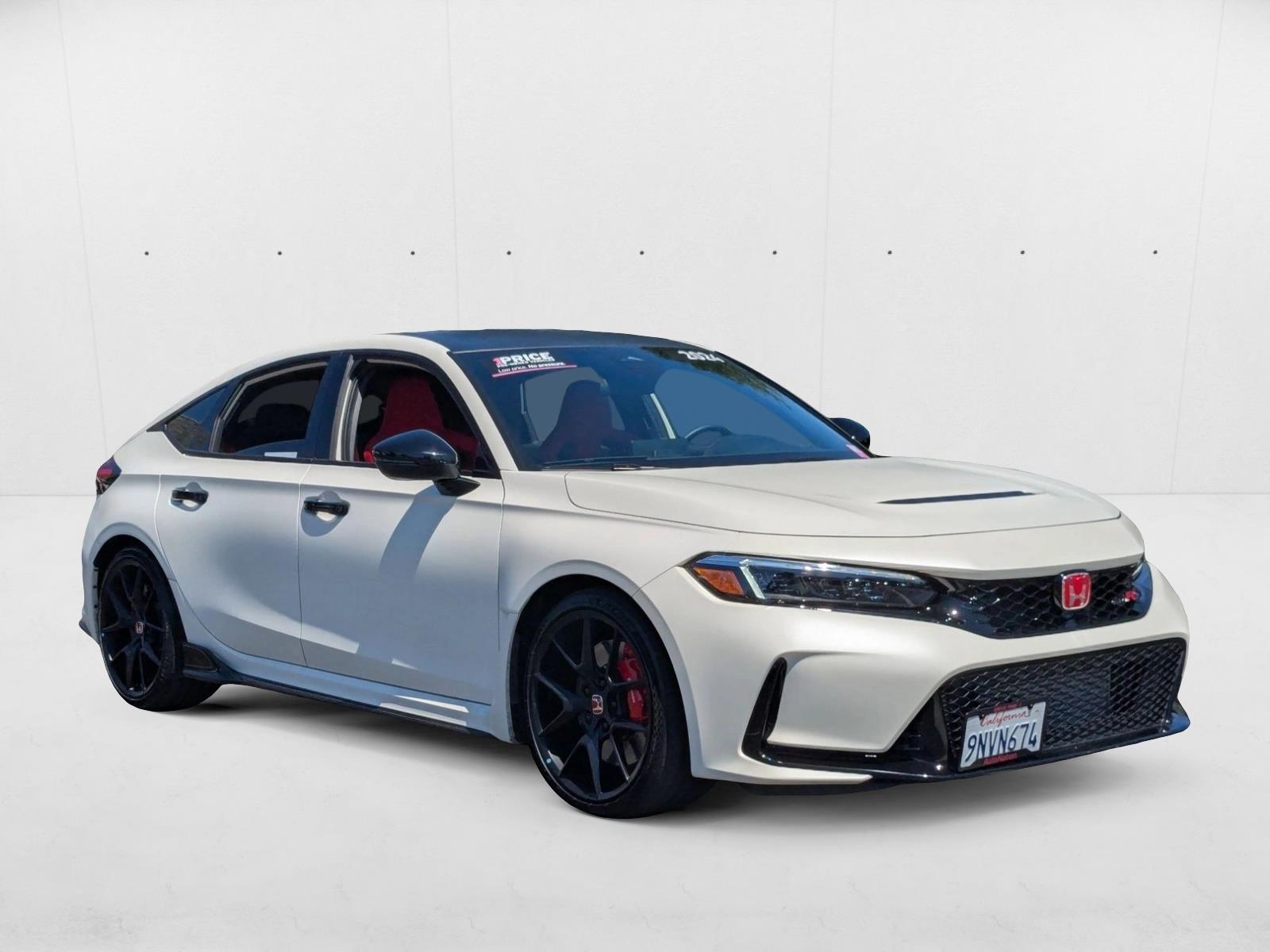 2024 Honda Civic Type R photo 3
