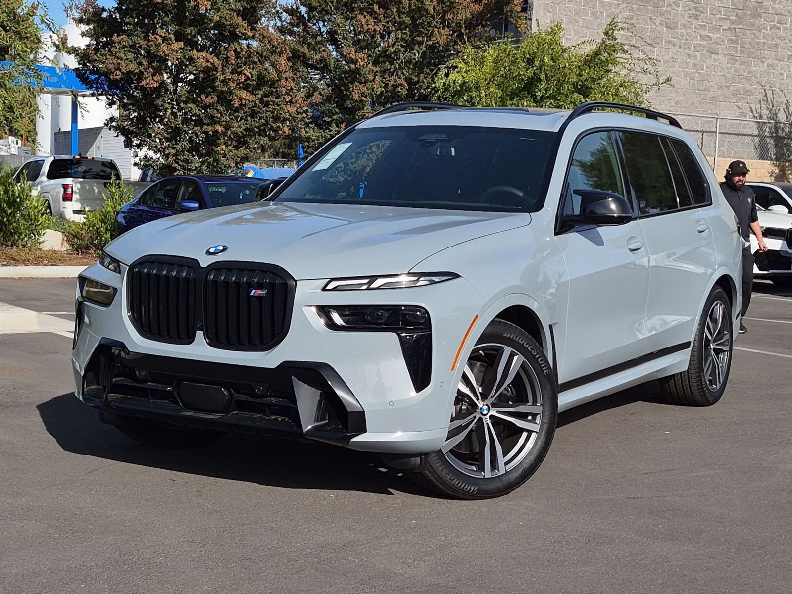 New 2026 BMW X7 M60i SUV