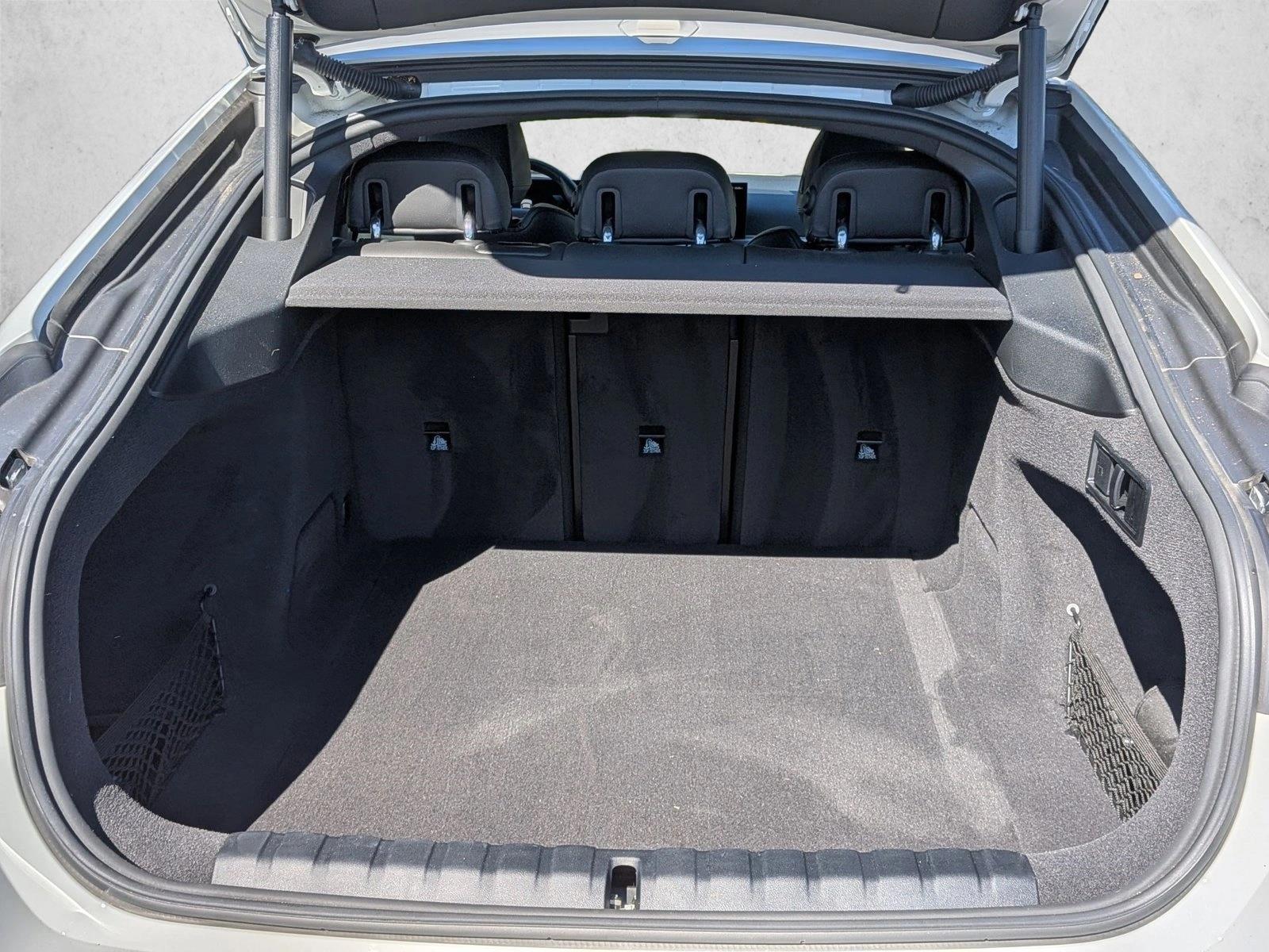 2023 BMW i4 eDrive35 photo 5