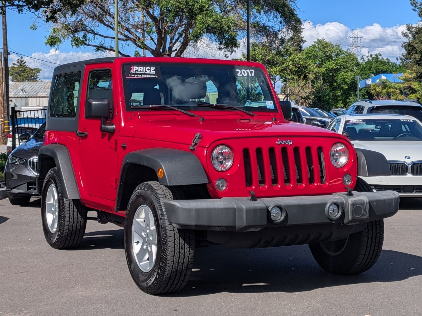 2017 Jeep Wrangler JK Sport 4x4 photo 3