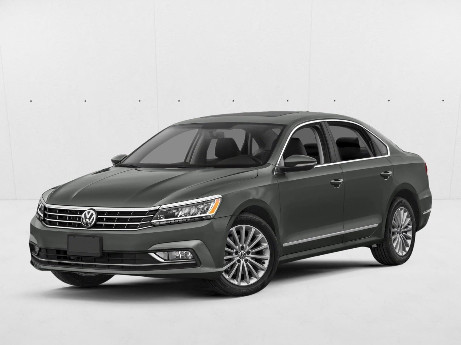 2018 Volkswagen Passat SE's photo