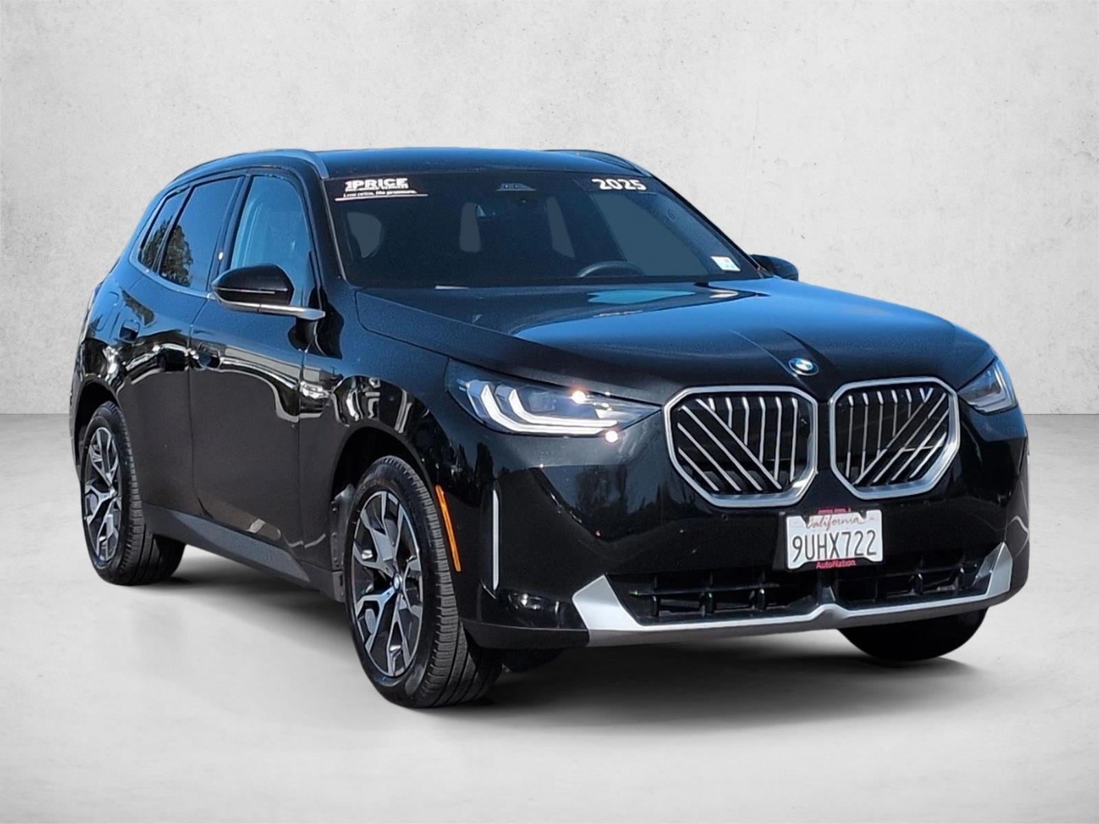 2025 BMW X3 30 xDrive photo 2