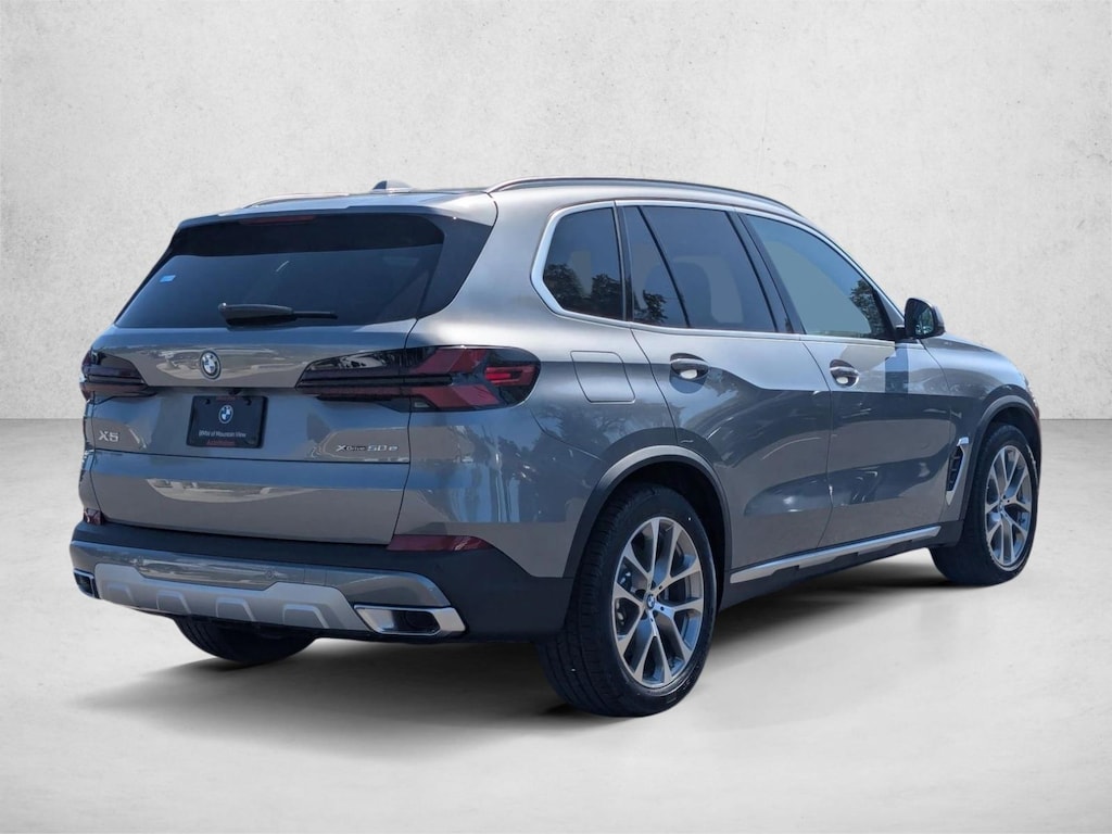 New 2026 BMW X5 PHEV xDrive50e SUV