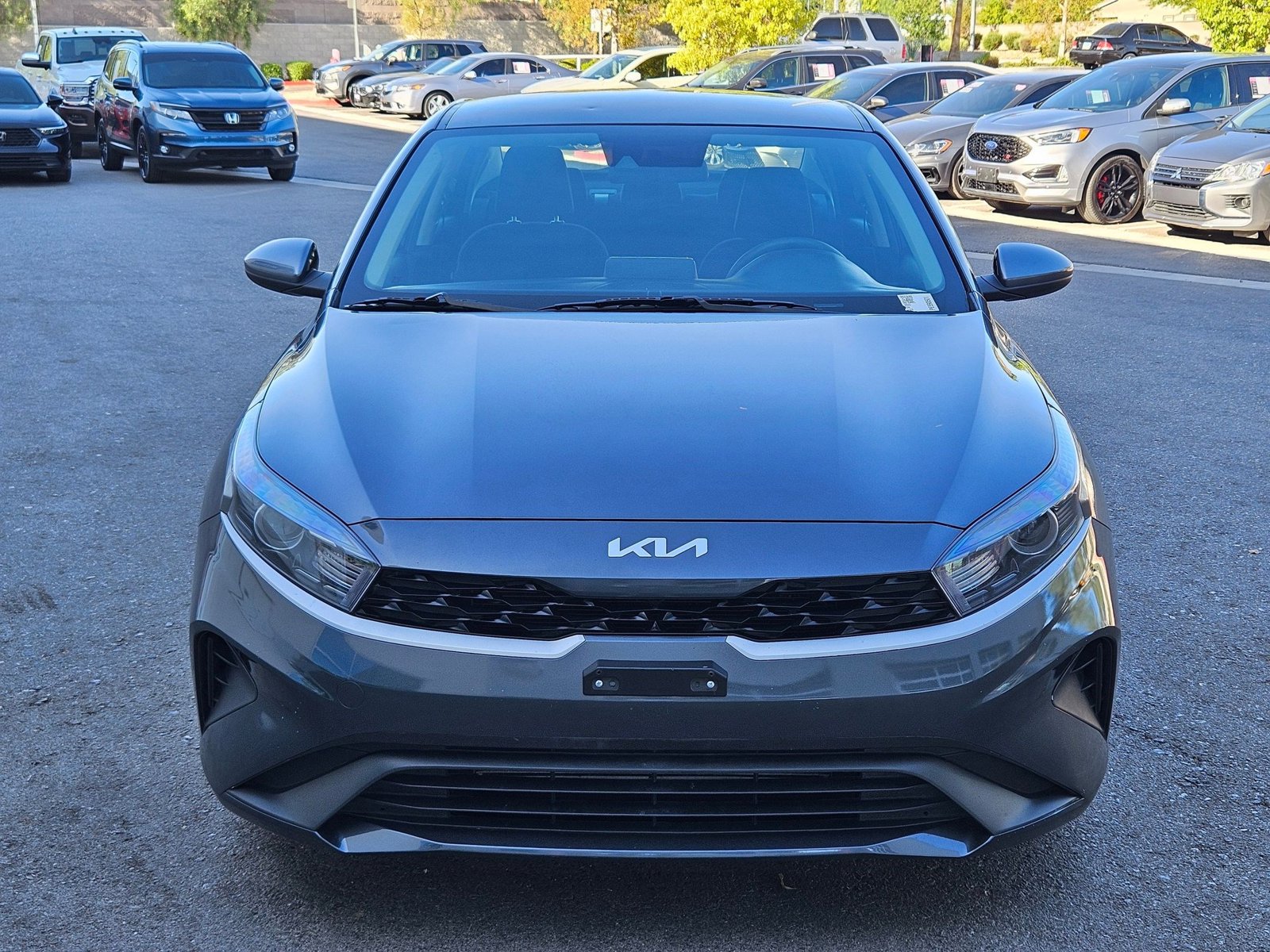 2023 Kia Forte LXS photo 2